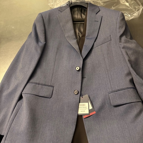 Charles Tyrwhitt - Picture 3 of 3